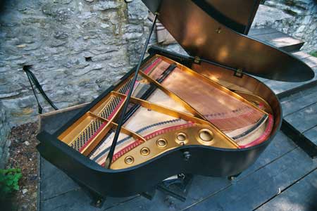 Open Air Flügel auf Ruine Hohenmelchingen